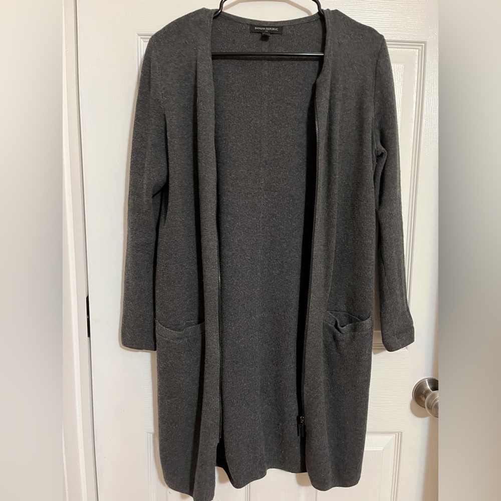 Gray, long sleeve zip up